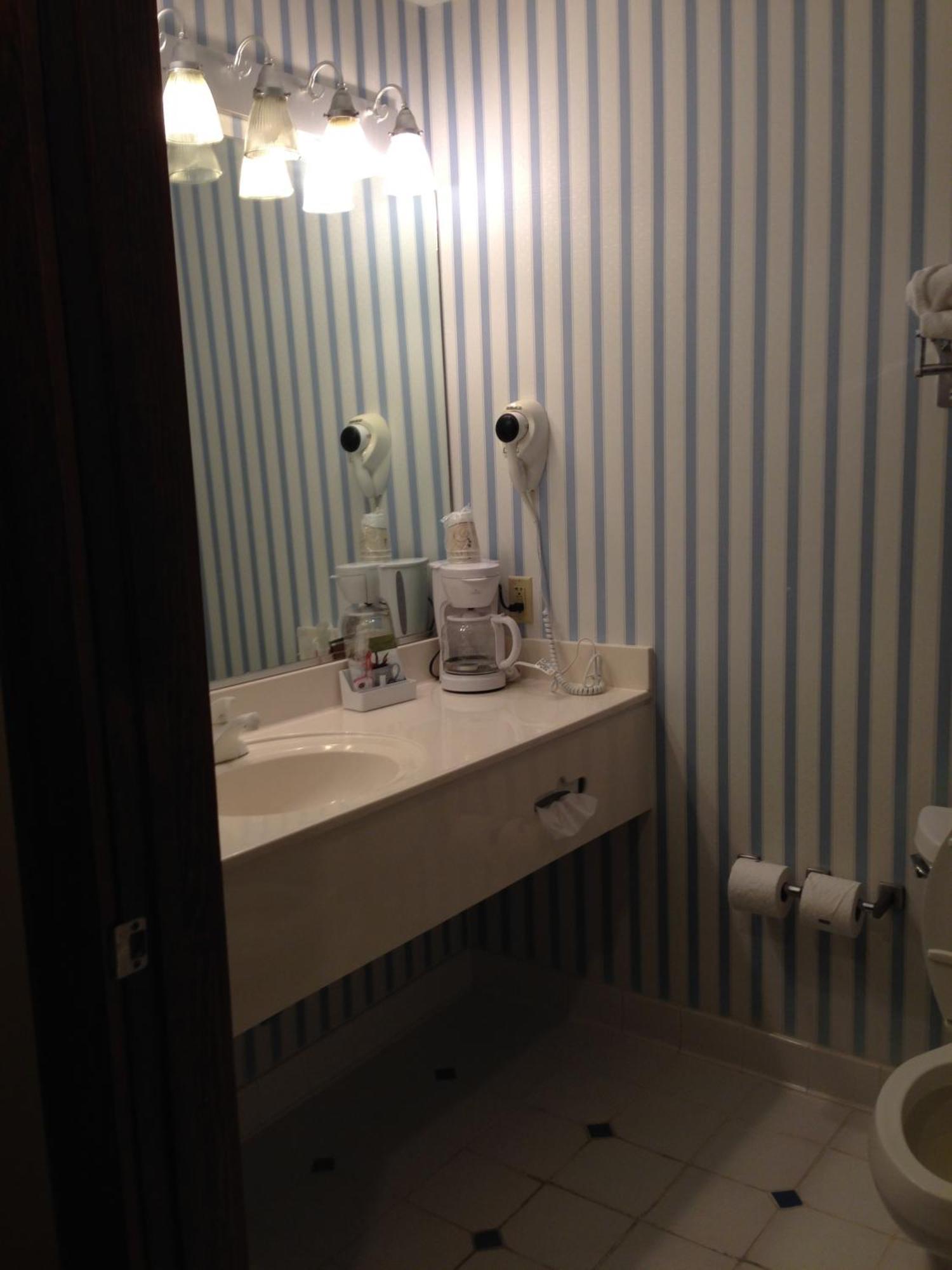 Greenville Inn & Suites Esterno foto
