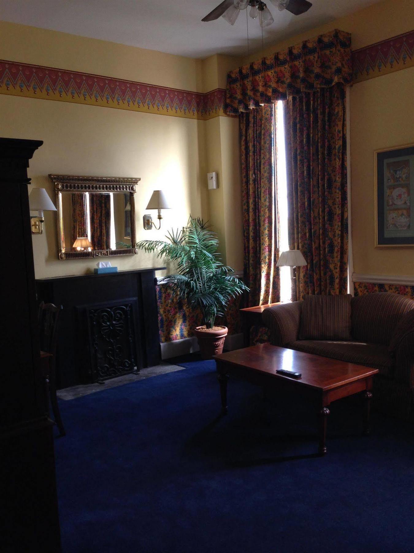 Greenville Inn & Suites Esterno foto