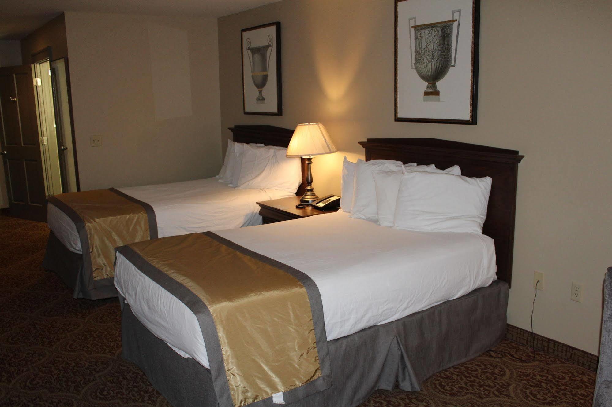 Greenville Inn & Suites Esterno foto